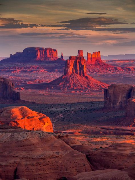 Arizona Aesthetic, Monument Valley Arizona, Desert Aesthetic, Best Hikes, Desert Landscaping, Landscape Wallpaper, Sedona, Landscape Photos, The Desert