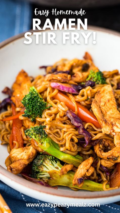 Chicken Ramen Stir Fry - Easy Peasy Meals Ramen Skillet, Easy Chicken Ramen, Chicken Ramen Stir Fry, Ramen Noodle Stir Fry, Chicken Stir Fry With Noodles, Weekday Recipes, Easy Ramen, Ramen Stir Fry, Noodle Stir Fry