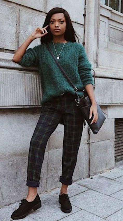 70+ Best Plaid Pants Outfits 2022: How To Wear Plaid Pants In The Trendiest Ways Black Checkered Pants Outfits, Black Plaid Pants Outfit, Houndstooth Pants Outfit, How To Style Plaid Pants, Checkered Pants Outfit, Green Plaid Pants, Plaid Pants Outfit, Fall Thrift, Closet Outfits