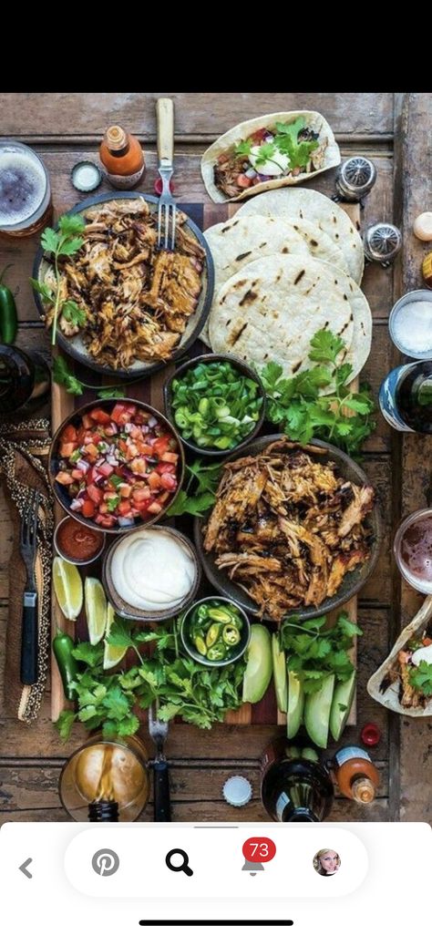 Taco Dinner Party Table Setting, Mexican Catering, Mexican Dinner Party, Mexican Party Food, Taco Birthday, Mexican Buffet, Mexican Night, Taco Dinner, Food Buffet