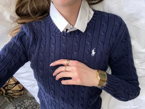 Navy Polo Sweater Outfit, Navy Blue Cardigan Outfit Aesthetic, Ralph Lauren Blue Sweater Outfit, Rl Sweater Outfit, Old Money Outfits Navy Blue, Navy Polo Shirt Outfit Woman, Navy Ralph Lauren Sweater Outfit, Blue Old Money Outfits, Ralph Lauren Cardigan Outfit