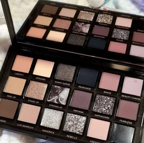 Huda Beauty Pretty Grunge Eyeshadow Palette 🎨 Make sure you follow us😍 Shop Now from Our Website www.theglamourrose.com Link in Bio SHIPPING ALL OVER INDIA 🇮🇳 For Queries & Orders Please Call/DM - 8368096921 OR WhatsApp -8368096921 #instagood #photooftheday #love #beautiful #happy #picoftheday #fashion #style #instadaily #instalike Grunge Eyeshadow, Shadow Eye Makeup, Sephora Shopping, Huda Beauty Eyeshadow Palette, Makeup Inventory, Huda Beauty Eyeshadow, Makeup Eyeshadow Palette, Palette Makeup, Skin Essentials