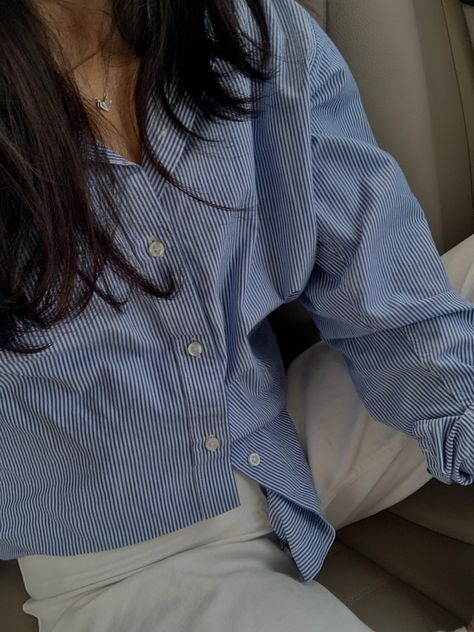 Blue Button Down Aesthetic, Old Money Button Up, Strip Blue Button Down Outfit, Blue Button Up, Summer Outfits White Jeans, Costal Grandma Aesthetic, White Button Up Outfit, Coastal Princess, Summer Outfits White