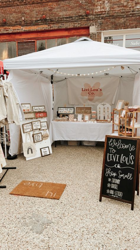 Boho craft booth set up, craft booth display, boho craft booth, boho style, small businesses Vender Booth Ideas Display Craft Fairs, Selling Booth Ideas, One Table Vendor Display, Saturday Market Booth Ideas, Canopy Display Craft Booths, Boutique Market Display, Booth Set Ups Vendor Events, Vendor Booth Freebies, Simple Farmers Market Booth