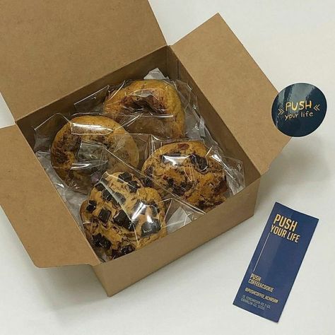 Soft Cookies Packaging, Dessert Packaging Design, Brownie Packaging, Bakery Packaging Design, Bake Sale Packaging, Cookies Branding, Baking Packaging, Cookie Bakery, Dessert Packaging