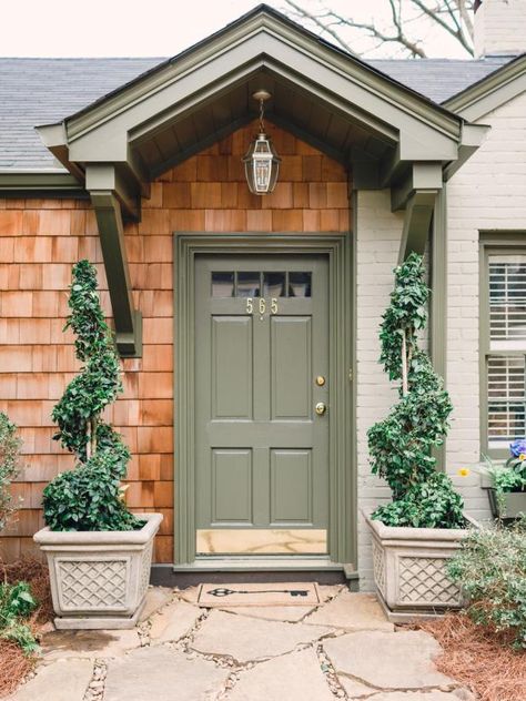 Portico Ideas, Door Portico, Front Door Transformation, Portico Entry, Portico Design, Victorian Front Doors, Cottage Front Doors, Tan House, Best Front Doors