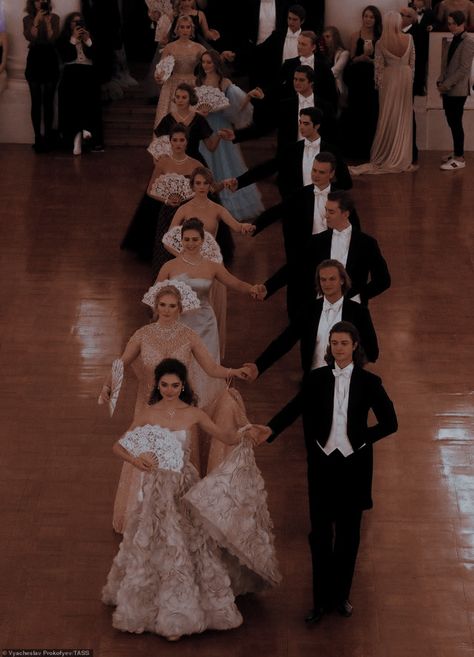 Ball Aesthetic Royal, Ball Aesthetic Modern, Bal Aesthetic, Royal Party Aesthetic, Royal Ball Aesthetic, Ball Dance Aesthetic, Royal Family Aesthetic, Victorian Era Aesthetic, Ballroom Aesthetic