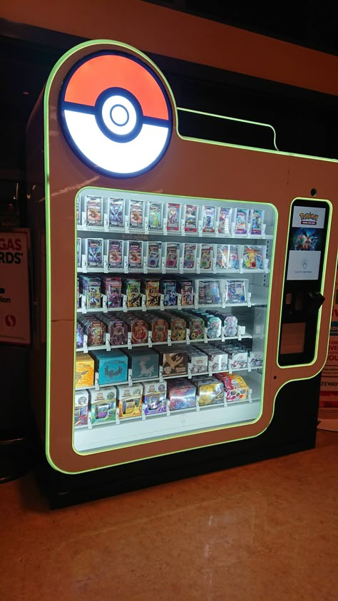 Kartu Pokemon, Jack O'connell, Slot Machine Party, Fotografi Digital, Pokemon Game, Great Memes, Game Mobile, Vending Machines, Pokemon Games