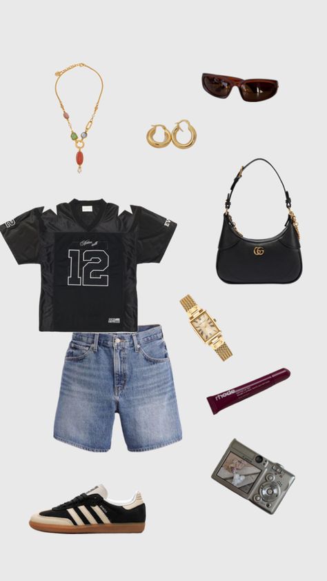 jorts, jean shorts, jersey, vintage, oversized, rhode, digital camera, summer outfit Freshman Year Outfits, Digital Camera Summer, Sports Jersey Outfit, Hair Manifestation, Aesthetic Outfits Summer, Jersey Outfits, Summer Jean Shorts, Jean Short Outfits, Aesthetic Nyc