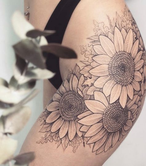 20 Unique Sunflower Tattoos for Women - Tattoo Ideas #tattoos #sunflowertattoo #tattoo Sunflower Leg Tattoo, Unique Sunflower Tattoos For Women, Sunflower Tattoos For Women, Sunflower Tattoo Thigh, Tattoo Sunflower, Tattoo Thigh, Flower Tattoo Shoulder, Lille France, Sunflower Tattoos