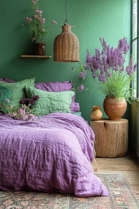 lavender_and_green_boho_bedroom (23) Lavender Boho Bedroom, Purple And Green Bedroom, Green And Purple Bedroom, Bedroom Zen, Purple Room Aesthetic, Green Boho Bedroom, Vibrant Bedroom, Lilac Bedroom, Bedroom Schemes