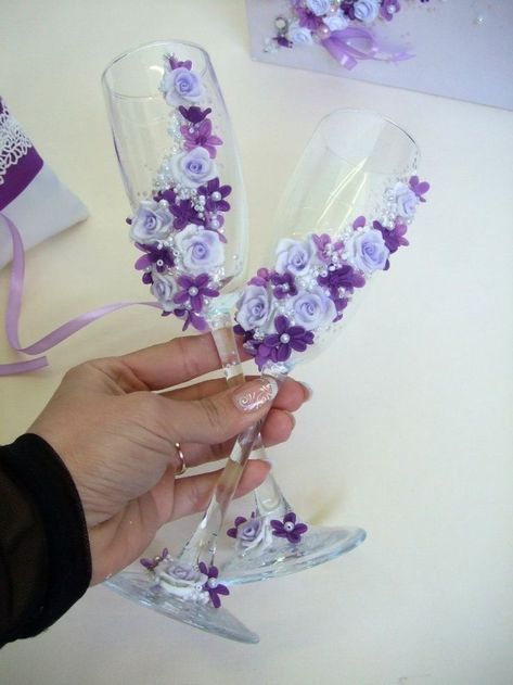 15 Party Ideas Quinceanera, Purple Quinceanera Theme, Glass Painting Ideas, Lavender Quinceanera, Glass Decor Ideas, Purple Sweet 16, Lavender Quince, Tangled Wedding, Quince Decor