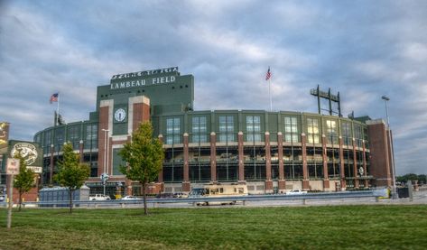 Think you know everything there is to know about Lambeau Field? Test your knowledge with these 12 facts. Green Bay Packers Room, Art Deco Exterior, Sports Facility Architecture, Mancave Garage, Nfl Stadium, Sports Facility, Travel Wisconsin, Green Bay Packers Football, Sports Pics