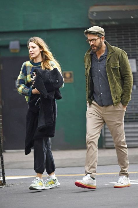 Ryan Reynolds Style 2024, Ryan Reynolds Fashion, Nb Outfit, Ryan Reynolds Style, Mans Clothes, Blake Lively Ryan Reynolds, Church Outfit, Mens Fashion Wear, Streetwear Men