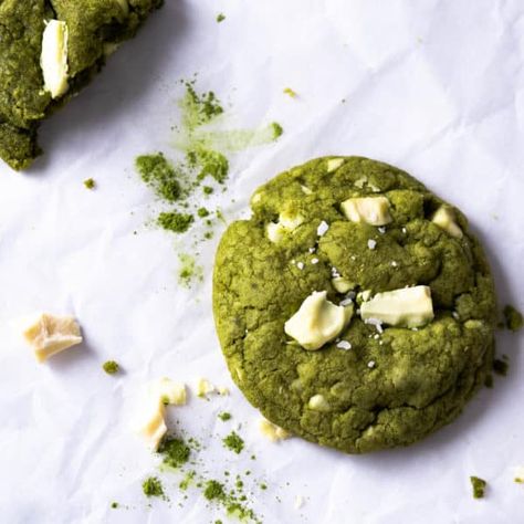 Best Chewy Matcha Cookies with White Chocolate - Busy But Cooking Cooking Chef Aesthetic, Matcha White Chocolate Cookies, Matcha Cookies Recipe, Matcha Dessert Recipes, Chef Aesthetic, Cookies With White Chocolate, Matcha White Chocolate, Matcha Dessert, Matcha Cookies