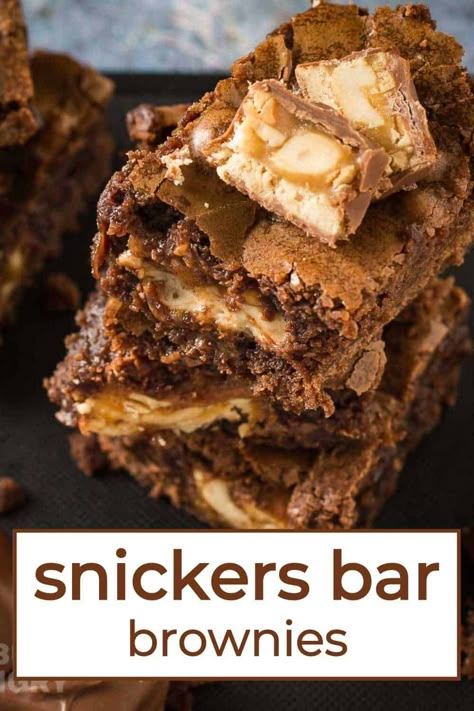 Snickers Bar Brownies, Recipes With Brownie Mix Boxes Candy Bars, Candy Bar Brownies Loaded, Candy Bar Brownies Recipe, Brownies With Candy Bars, Chewy Snickers Brownies, Snicker Candy Bar Recipes, Brownie Recipes With Candy Bars, Brownie Mix Bars