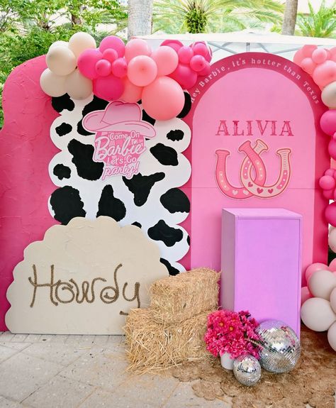 Barbie + Texas theme? Yes, please!! #barbiebirthday #cowgirlbirthday #birthdaydecor #girlsbirthdaytheme #birthdaytheme #cowgirlthemeparty #cowgirlparty #miamieventa #tidalcove #tidalcovemiami #tidalcovewaterpark Cowgirl Disco Backdrop, Cow Girl Birthday Party Theme Kids, Barbie Rodeo Party, Disco Cowgirl Backdrop, Western Barbie Party, Pink Cowgirl Birthday Party Ideas, Rodeo Girl Birthday Party, Cowgirl Barbie Birthday Party, Barbie Cowgirl Party