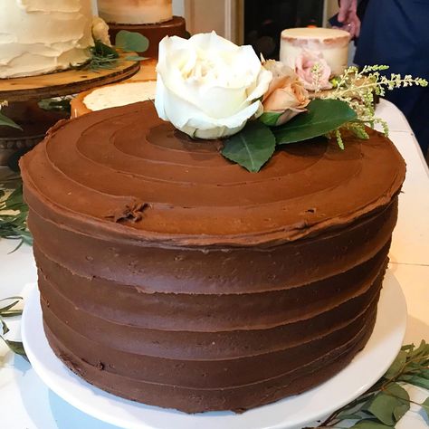 One Tier Chocolate Wedding Cake, Homemade Chocolate Wedding Cake, Chocolate Frosted Wedding Cake, Small Chocolate Wedding Cake, Simple Grooms Cake Chocolate, Chocolate Icing Wedding Cake, Chocolate Grooms Cake Ideas Simple, Grooms Cake Ideas Simple, 2 Tier Chocolate Cake