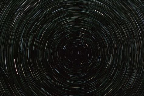 Star Trails Photography, Polaris Star, Trail Photography, Polar Star, Ursa Minor, Astronomy Pictures, Illustration Architecture, Star Trails, Affinity Photo