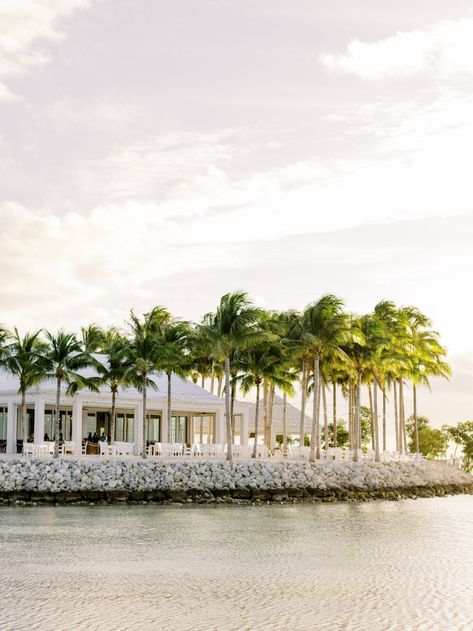 Key West Florida Wedding, Isla Bella Beach Resort Wedding, Key West Wedding Ideas, Dream Dress Wedding, Wedding Ideas Florida, Tropical Wedding Venue, Key Largo Wedding, Florida Keys Wedding Venues, Marathon Key