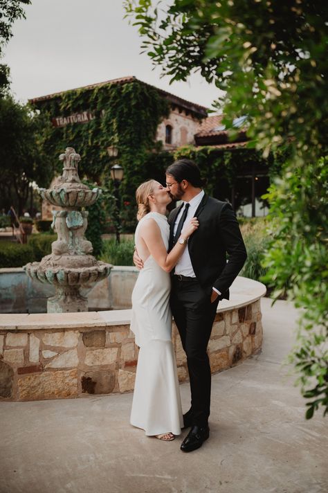 Texas Chapel Wedding, Chapel Dulcinea Wedding, San Antonio Wedding Photography, Chapel Dulcinea, Church Weddings, San Antonio Weddings, Savannah Wedding, Wedding Photo Inspo, Chapel Wedding