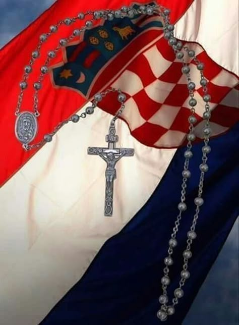 Gnk Dinamo Zagreb, Hnk Hajduk Split, Croatia Pictures, Croatian Tattoo, Slavonski Brod, Croatian Flag, Small Cross Tattoos, Dinamo Zagreb, Croatia Flag