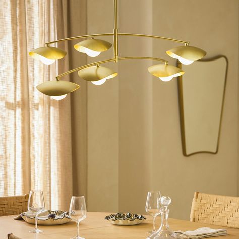 Modern dining decor