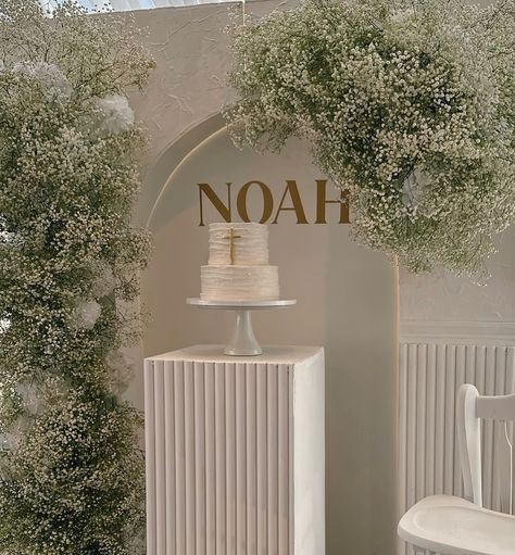 Classic and elegant design for Noah’s Baptism ✨ Baby Boy Baptismal Theme Ideas, First Birthday And Baptism Ideas For Boy, Neutral Baptism Decor, White Baptism Decorations, Baptism And First Birthday Boy, Baby Christening Decorations, Baptism Theme Ideas, Baby Boy Baptism Decorations, Christening Ideas Boy