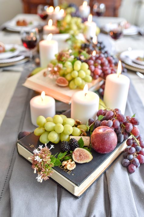 Fruit Centerpiece Ideas Table Decorations, September Tablescapes, Table Decor With Fruit, Fruit Table Setting, Fruit Tablescape, Fruit Table Decor, Easy Tablescape, Table Decor Fruit, Dining Table Decor Centerpiece