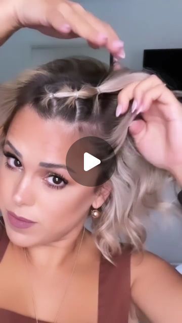 Check more at https://howcandothis.com/hairstyleideas/26097/ Short Hair Softball Hairstyles, Bubble Braid Medium Hair, Easy Boat Hairstyles, Disney Hairstyles With Ears Short Hair, Cute Short Hair Updos Simple, Easy Up Do For Short Hair, Short Pool Hair Styles, Haïr Style For Shoulder Length Hair, Short Hair Style Tutorial Step By Step Easy Diy