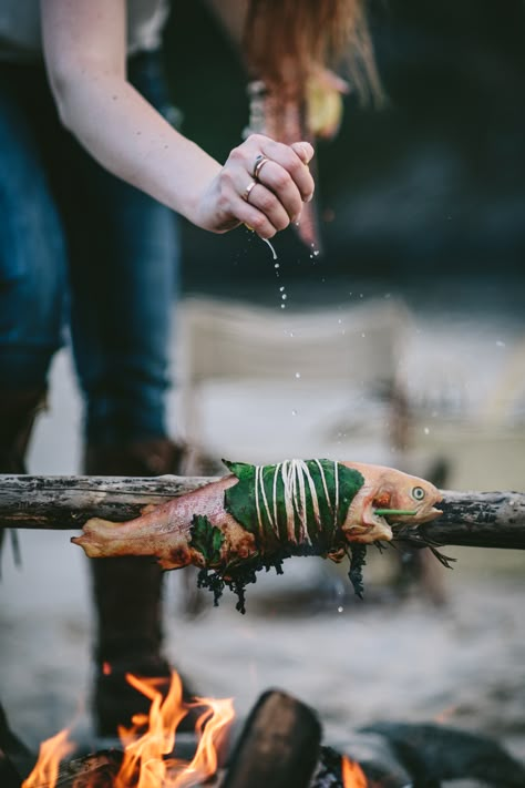 Fire-Roasted Trout with Lemon and Herbs | Adventures in Cooking Rosemary Gin Cocktail, Cooking With Fire, Butternut Squash Chili, Open Fire Cooking, Citrus Cocktails, Gin Cocktail, Campfire Food, Beautiful Food Photography, Lemon Herb