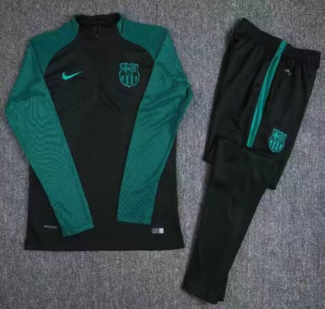 Barcelona 17/18 Training Suit Barcelona Tracksuit, Training Outfit Men, Tmax Yamaha, Attack On Titan Series, Co Ords Outfits, Training Suit, Big Men Fashion, Soccer Outfits, Fitness Wear Outfits