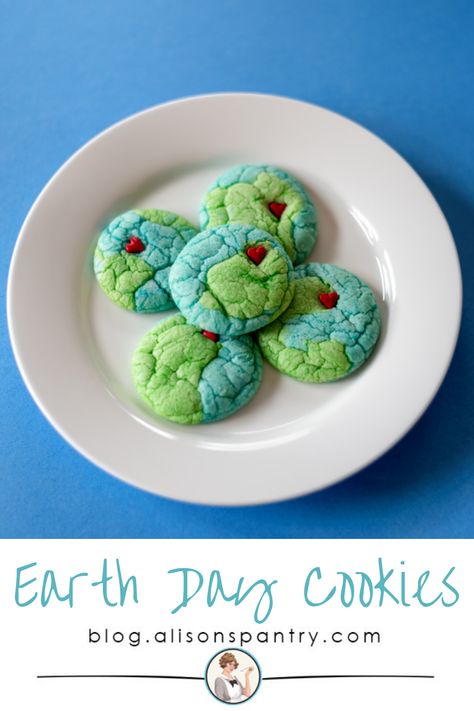 After spending some time outside, whip up a batch of Earth Day Cookies. They are ridiculously easy to make with our AP Classic Creme Cake & Muffin Mix (#1823). And, it’s a great recipe to have the kids help with. Earth Day Cake Mix Cookies, Muffin Mix, Earth Day, Helping Kids, Great Recipes, Sweet Treats, Muffins, Cooking Recipes