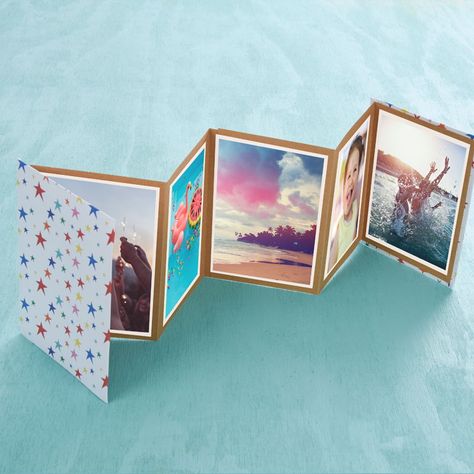 Folding photo book - make your own photo album - photos - pictures - picture DIY - memory book - DIY album Memory Book Diy, Make A Photo Album, Mini Photo Books, Photo Crafts, Diy Photo Book, Teacher Photo, Brag Book, Mini Photo Albums, Photo Album Diy