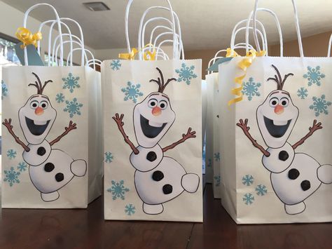 Olaf Party Favors, Olaf Birthday Party, Olaf Party, 4de Verjaardag, Olaf Birthday, Frozen Bday Party, Frozen Birthday Party Ideas, Disney Frozen Birthday Party, Disney Frozen Party