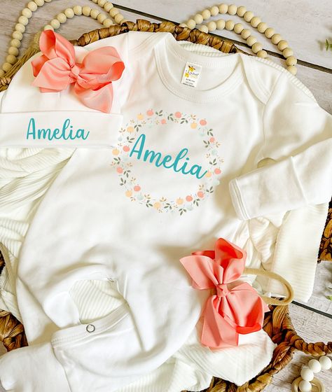 Baby Homecoming Outfit, Boho Newborn, Clothes For Baby Girl, Coming Home Outfit Baby Girl, Homecoming Outfit, Newborn Photo Outfits, Newborn Coming Home Outfit, Baby Coming Home Outfit, Girl Coming Home Outfit