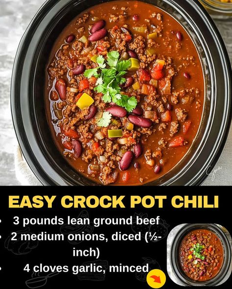 Easy Crock Pot Chili Beef Chili Recipe Crockpot, Easy Crock Pot Chili, Beef Chili Recipes, Beef Chili Crockpot, Easy Crockpot Chili, Beef Spices, Easy Chili Recipe Crockpot, Beef Tips And Noodles, Crock Pot Chili