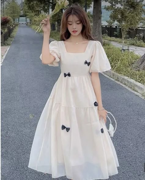 Short Frocks For Women, Frock Designs For Women, Skirt Outfits Korean, Simple Frock, Short Frocks, Simple Frock Design, Long Frock Designs, Simple Frocks, Casual Frocks