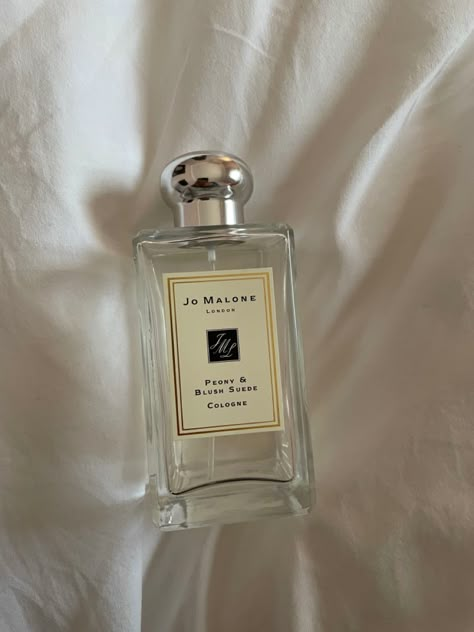 Joe Malone Perfume, Classy Perfume, Jo Malone Peony, Jo Malone Fragrance, Koleksi Parfum, Jo Malone Perfume, Peony Blush Suede, Perfume Collection Fragrance, Beautiful Perfume