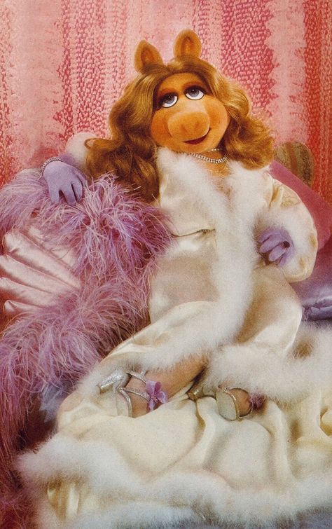 Mrs Piggy, Miss Piggy Muppets, Piggy Muppets, Ms Piggy, Kermit And Miss Piggy, Fraggle Rock, The Muppet Show, Rainbow Connection, Miss Piggy