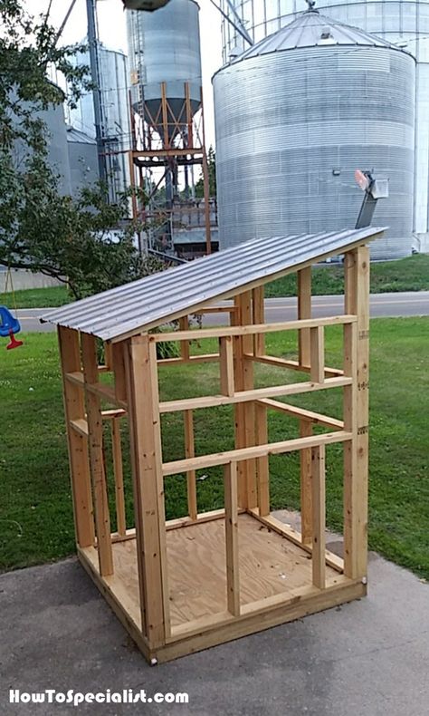 5x5 Deer Blind - DIY Project | HowToSpecialist - How to Build, Step by Step DIY Plans Tree Blinds Deer Stands, Hunting Stands Diy, Deer Box Stand Ideas, Box Blind Deer Stands Diy, Hunting Blinds Diy Deer, Diy Hunting Stand, Diy Shooting House, Box Stands Hunting, Deer Hunting Blinds Plans