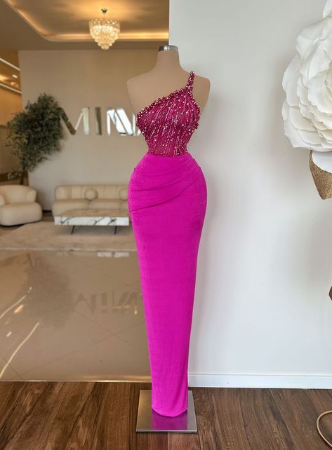 Classy Dresses With Sleeves, Dinner Dress Designs, Fancy Elegant Dresses, Elegant Evening Gowns Stunning Dresses, Fitted Gown Styles, Fitting Dresses Classy, Long Dinner Gown, Gala Dinner Dress, Long Classy Dress