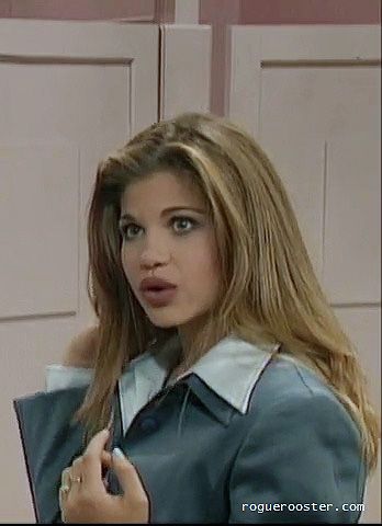 Boy Meets World - Danielle Fishel (Topanga) Danielle Fishel 90s Hair, Topanga Lawrence, Danielle Fishel, Beach Cars, 2000s Clothes, Curls For Long Hair, 90s Looks, Hair Icon, 90s Hairstyles