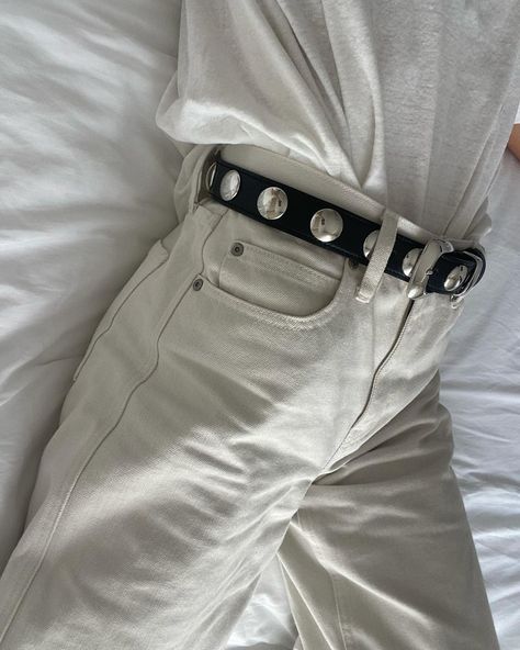 Studded Belt Outfit, Studded Belts, Travel Outfit Summer, Studded Belt, Gen Z, Mode Inspo, Outfit Inspo Fall, Creative Fashion, Who What Wear