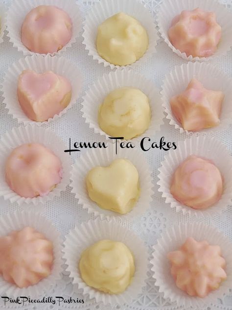 Petit Four Recipes, Tea Party Desserts, Lemon Tea Cake, Tea Party Recipes, Cakes Easy, English Tea Party, Tea Cakes Recipes, Wedding Tea Party, Afternoon Tea Recipes