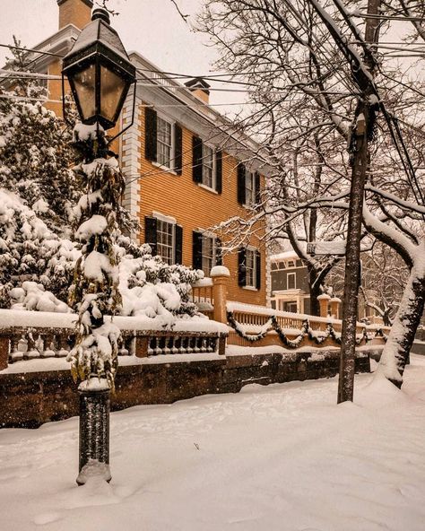 Rhode Island Winter, Bloxburg Neighborhood, Christmas Content, New England Winter, Apartment Mood Board, England Winter, New England Home, Brown University, Providence Rhode Island