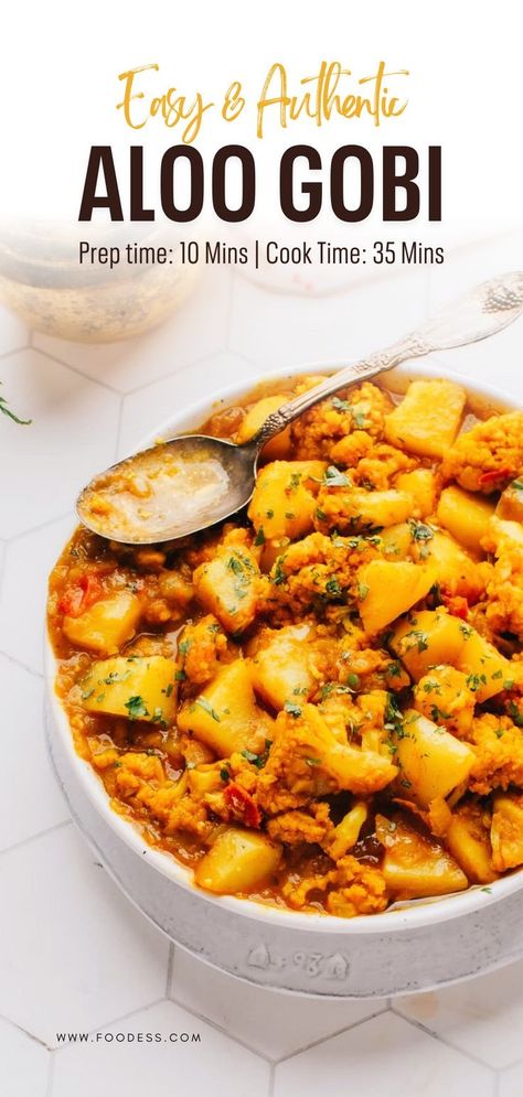 Easy Curry Recipes Vegetarian, Alo Gobi, Easy International Recipes, Homemade Indian Food, Cauliflower And Potato Curry, East Indian Recipes, Vegetarian Curry Recipes, Traditional Indian Food Recipes, Vegetarian Indian Food