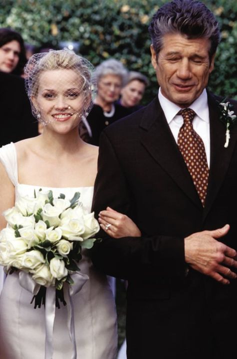 Sweet Home Alabama Sweet Home Alabama Movie, Movie Wedding Dresses, Bride Wars, Emma Woodhouse, Tv Weddings, The Princess Diaries, Backyard Wedding Dresses, Kimberly Williams, Mr And Mrs Smith