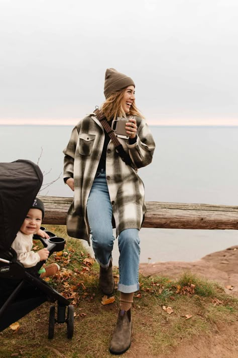 Now on the blog with @backcountry. #sponsored #findyourbackcountry @shopstylecollective Farm Boots Outfit, Cute Bonfire Outfits Winter, Winter Mom Outfits Snow, Blundstones Womens Outfit, Winter Mom Fashion, Eastland Boots Women Outfit, Colorado Mom Style, Women Fall Work Outfits, Winter Outfits Blundstone