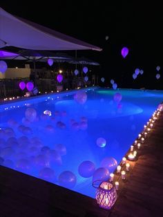 Sweet 16 Pool Parties, Night Pool Party, 14th Birthday Party Ideas, 15th Birthday Party Ideas, Sweet Sixteen Birthday Party Ideas, 17th Birthday Ideas, Cute Birthday Ideas, Pool Party Decorations, Pool Birthday